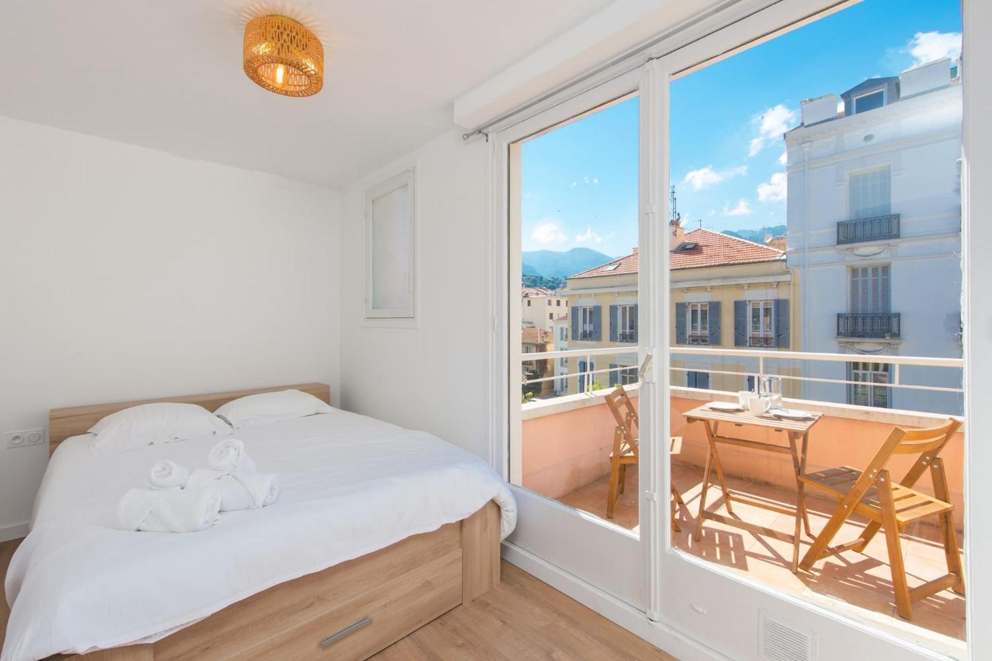 Gloria Marris Apartment Menton Exterior photo